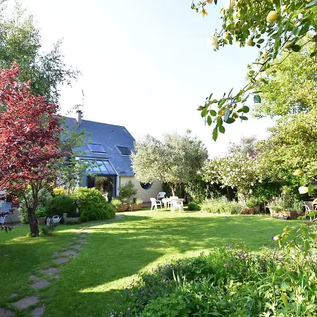Cozy Holiday In France Near Beach